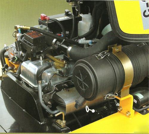 New brand hyundai forklift - 3,000 lbs. cap. sideshift