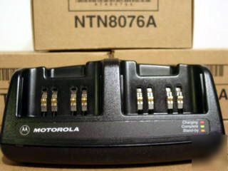 New 6 motorola visar dual chargers, NTN8076A