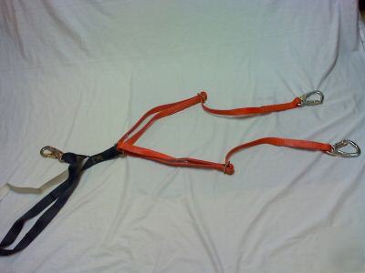 New miller safety harness & leash (construction)