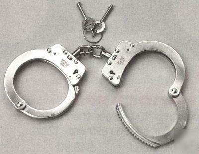 Hiatts # 2010 standard police handcuffs nypd approved 