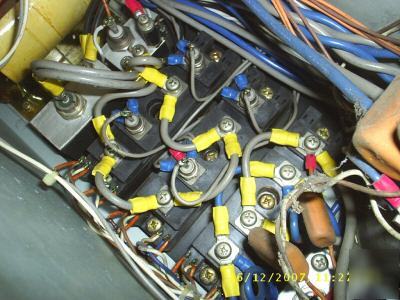 Makino edm unit.# ELV2 code: 163-238910 (power booster)