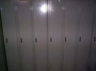 Gym lockers,heavy duty metal,lock your self lockers
