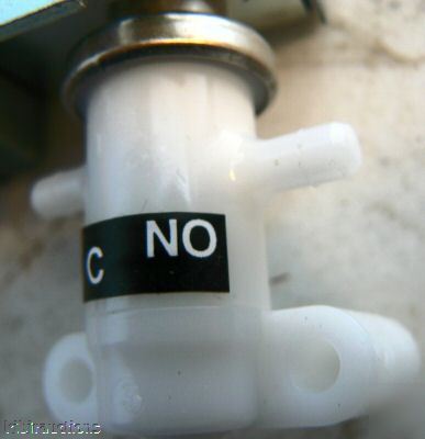 Pneuline controls powers 3 way air valve 