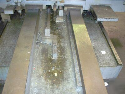 Shibaura bt-10BR horizontal boring mill, 4