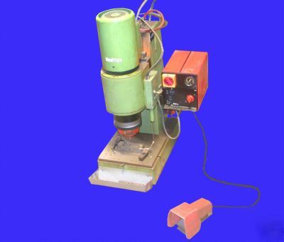 Very nice baltec radial riveting machine model: rn 330