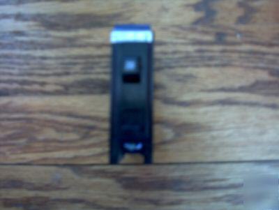 New cutler-hammer QHQ1020 1 pole 20 amp circuit breaker