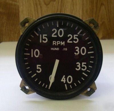Tachometer 0 to 4000 rpm good-used