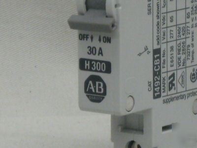 A-b circuit breaker 30 amp 1492-CB1H300 series b