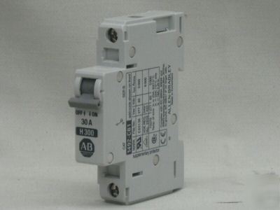 A-b circuit breaker 30 amp 1492-CB1H300 series b