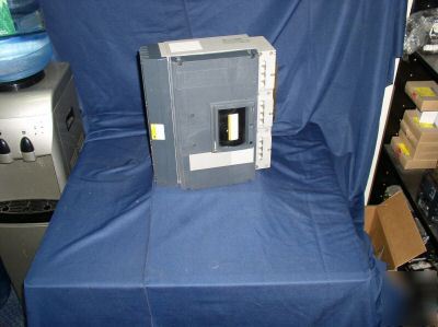 Sqd 1200 amp/600VOLT circuit brkr subfeed lug #S33930