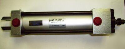New phd air cylinder 1 3/8 bore 3 inch stroke 1/2 rod 